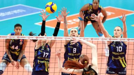 Vodafone Sultanlar Ligi’nde V. Bank, Fenerbahçe’yi 3-1 ile Geçti